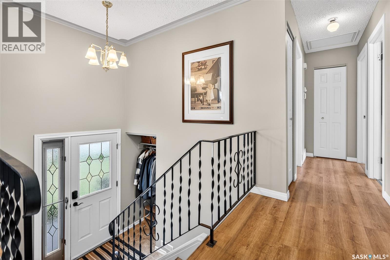 923 Laurier STREET - photo 2