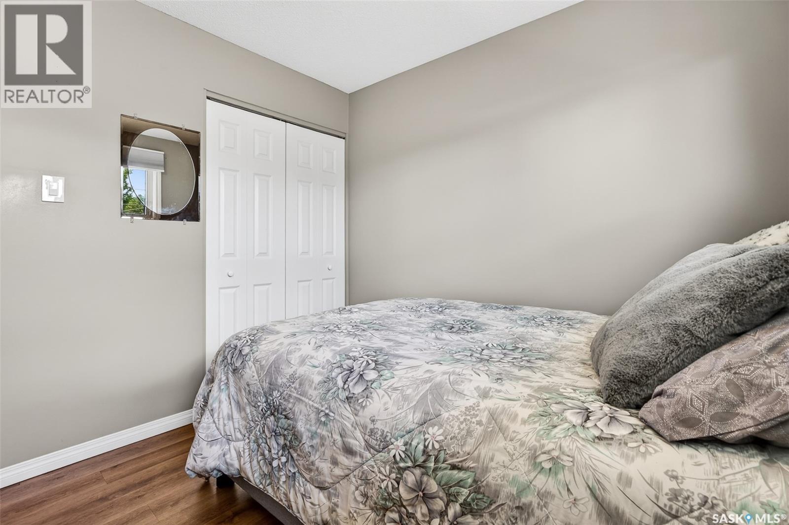 923 Laurier STREET — photo 36