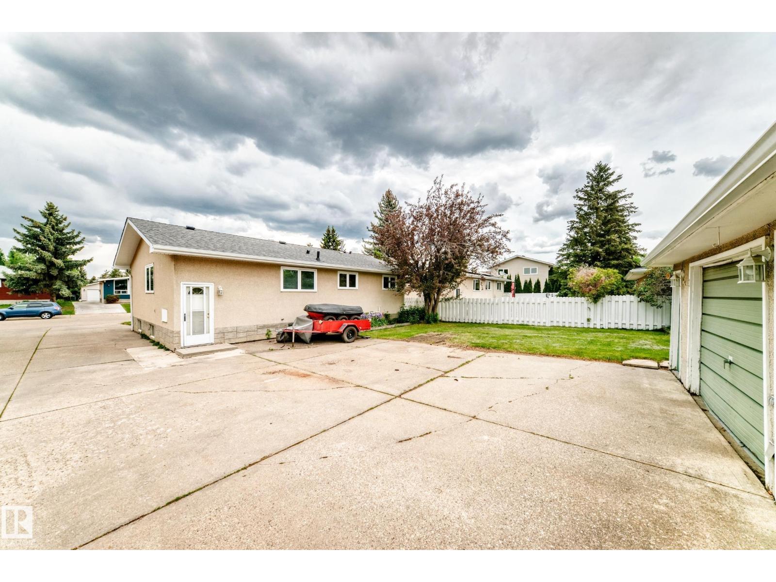 10411 36A AV NW — photo 21