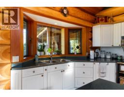 3660 Braelyn Road, Tappen, BC V0E2X0 Photo 16