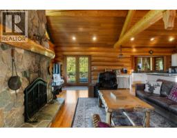 3660 Braelyn Road, Tappen, BC V0E2X0 Photo 17