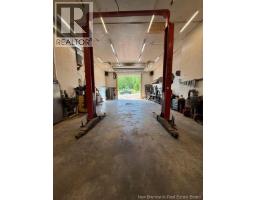 424 Darlington Drive, Dalhousie, NB E8C1M8 Photo 11