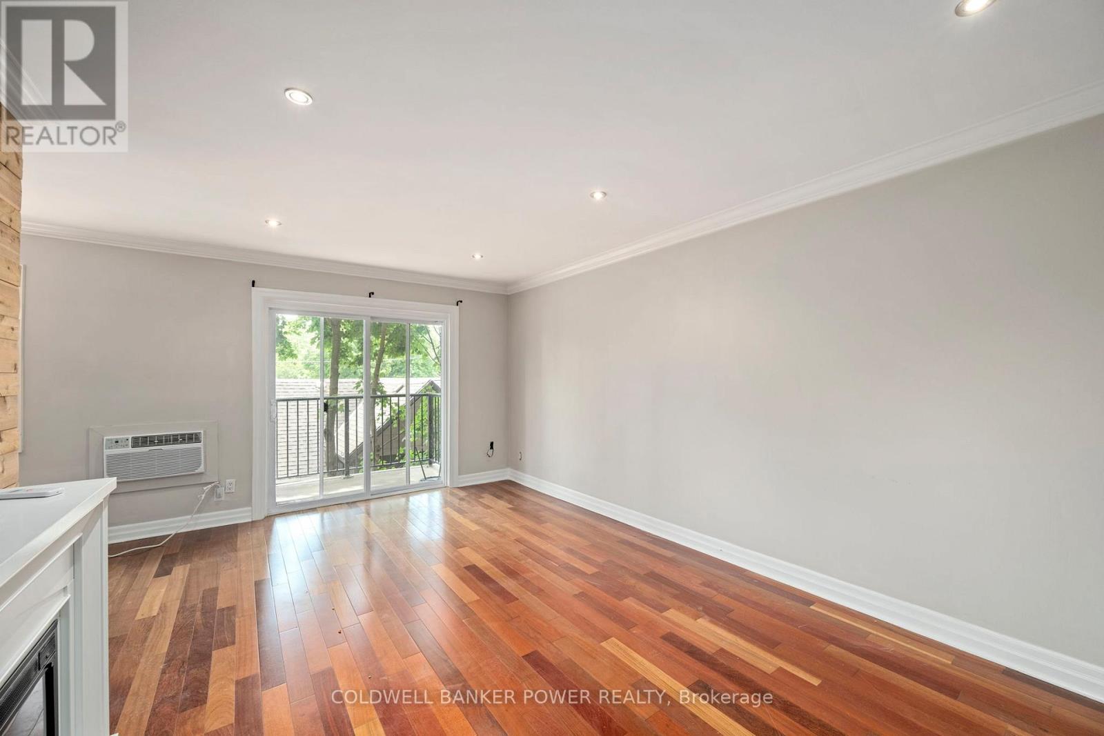 #403 570 WILLIAM STREET - 5