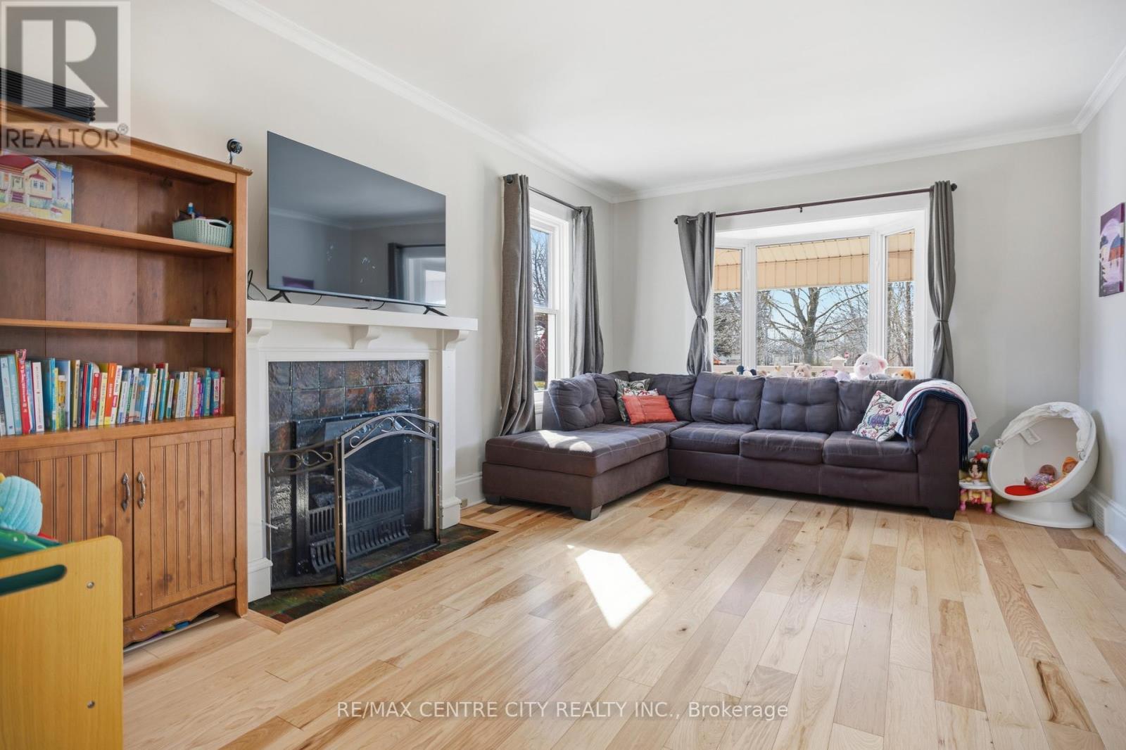 3 MARGARET STREET - 10