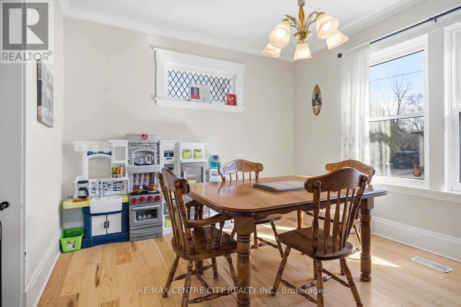 3 MARGARET STREET - 12