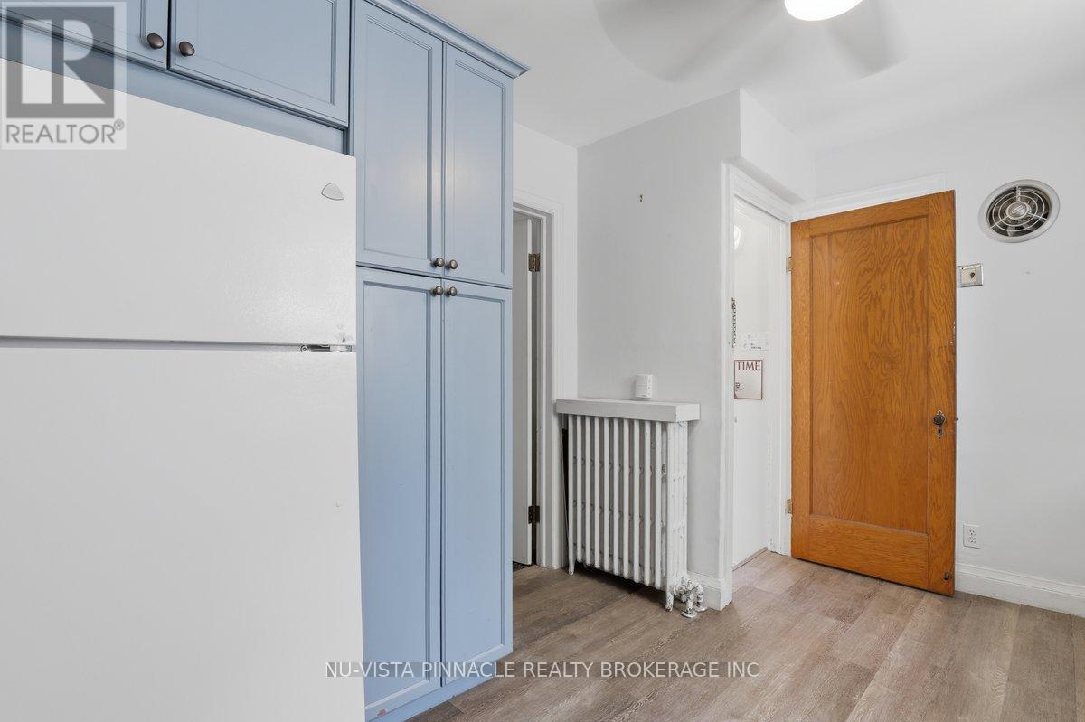 193 WATERLOO STREET - 11