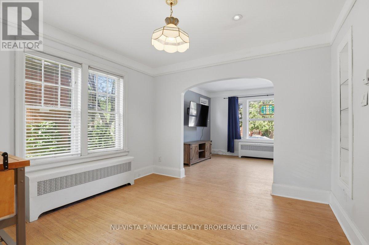 193 WATERLOO STREET - 13