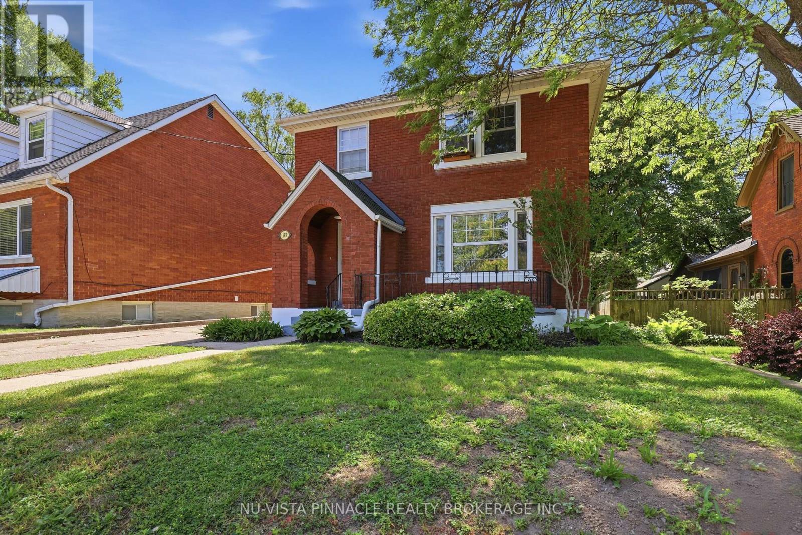 193 WATERLOO STREET - 2