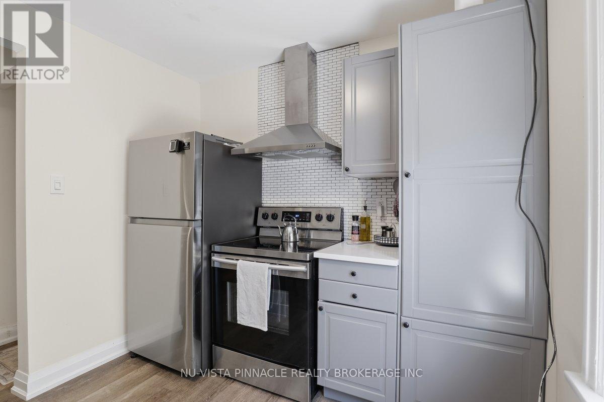 193 WATERLOO STREET - 29