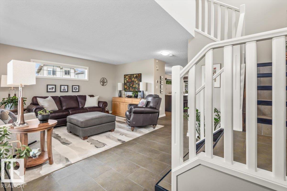 1086 Grantham DR NW — photo 9