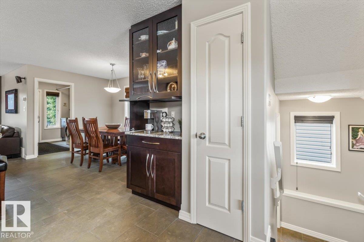 1086 Grantham DR NW — photo 12
