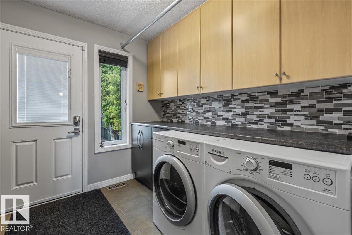 1086 Grantham DR NW — photo 33