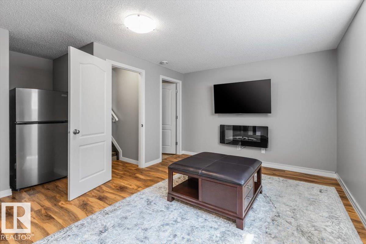 1086 Grantham DR NW — photo 37