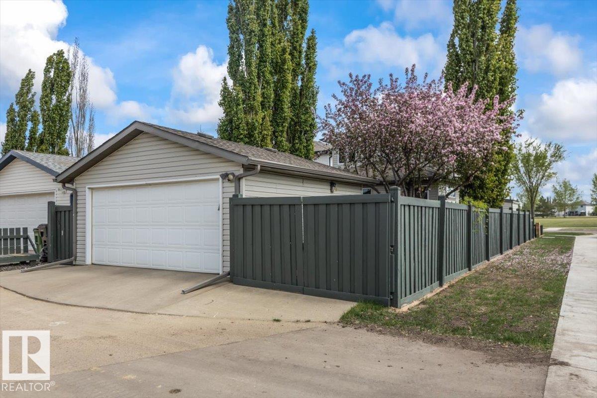 1086 Grantham DR NW — photo 52