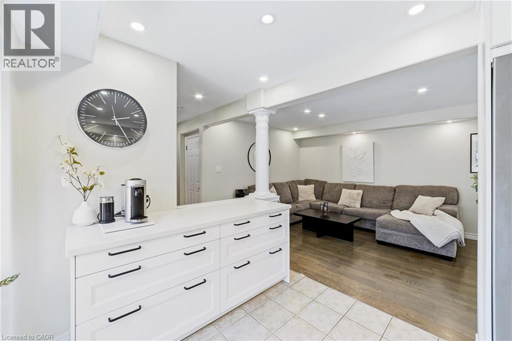 #13 242 UPPER MOUNT ALBION Road - Image 12