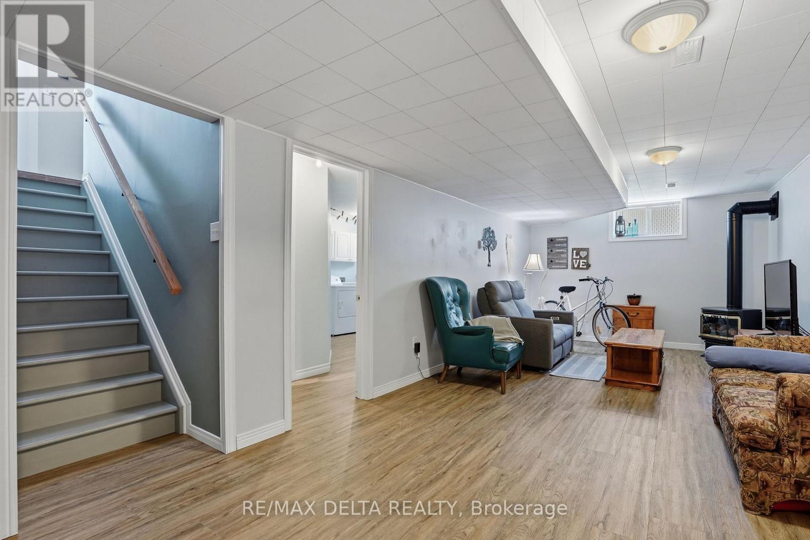 2733 SYLVAIN STREET - 22