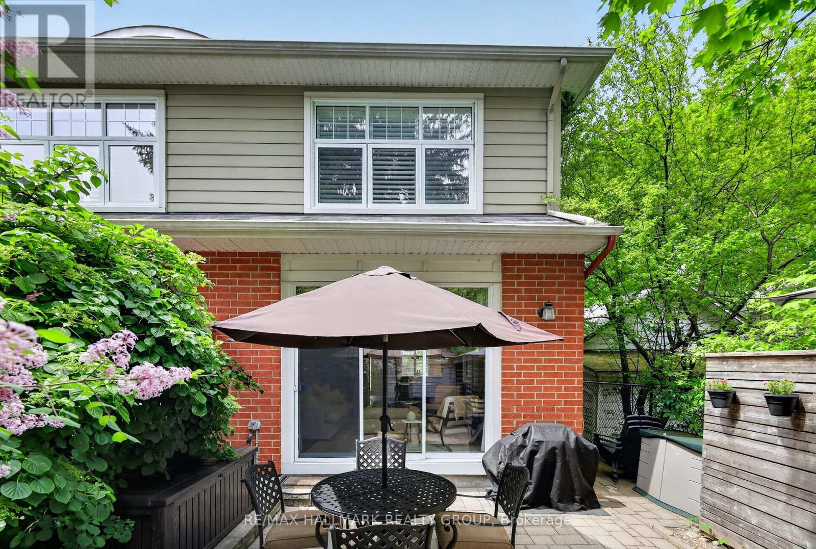 312 IONA STREET - 50