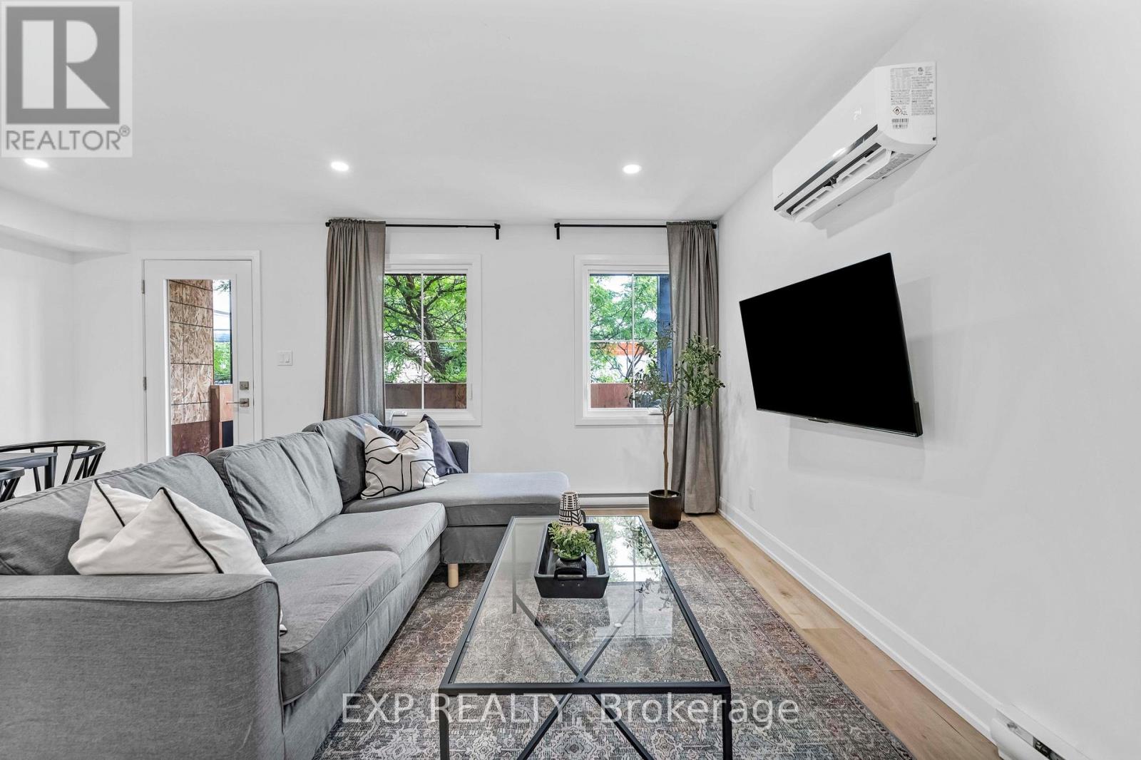 2 Bed, 1 Bath Multi-Family for Rent in Ottawa – 2 – 885 SOMERSET STREET W, Ottawa – MLS# X13424910 - Image 12