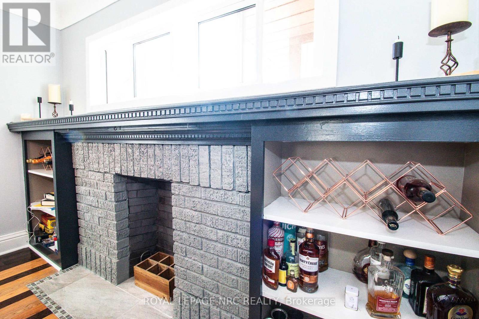 116 LOWELL AVENUE - 17