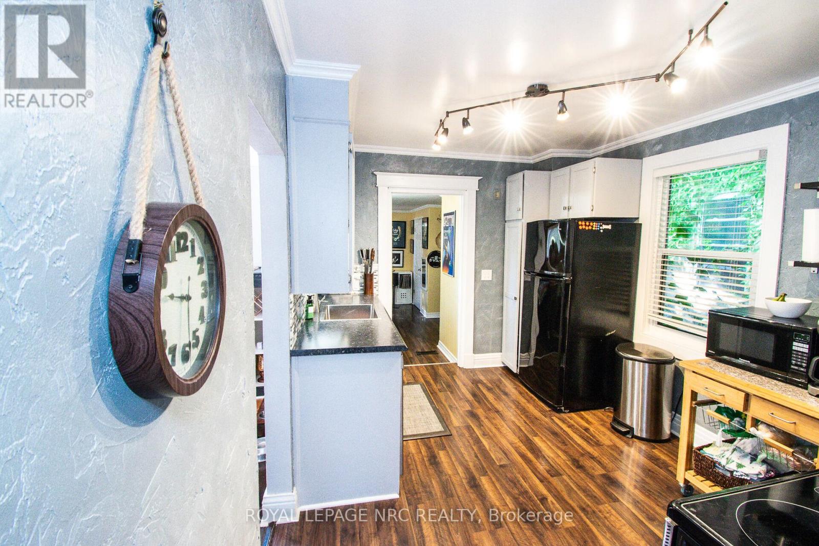 116 LOWELL AVENUE - 19
