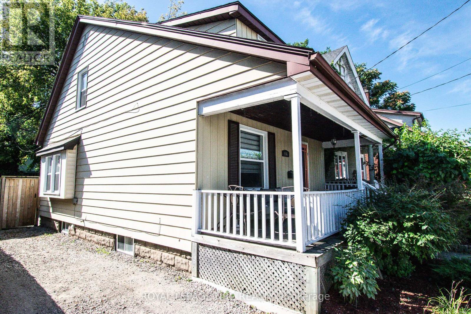 116 LOWELL AVENUE - 3
