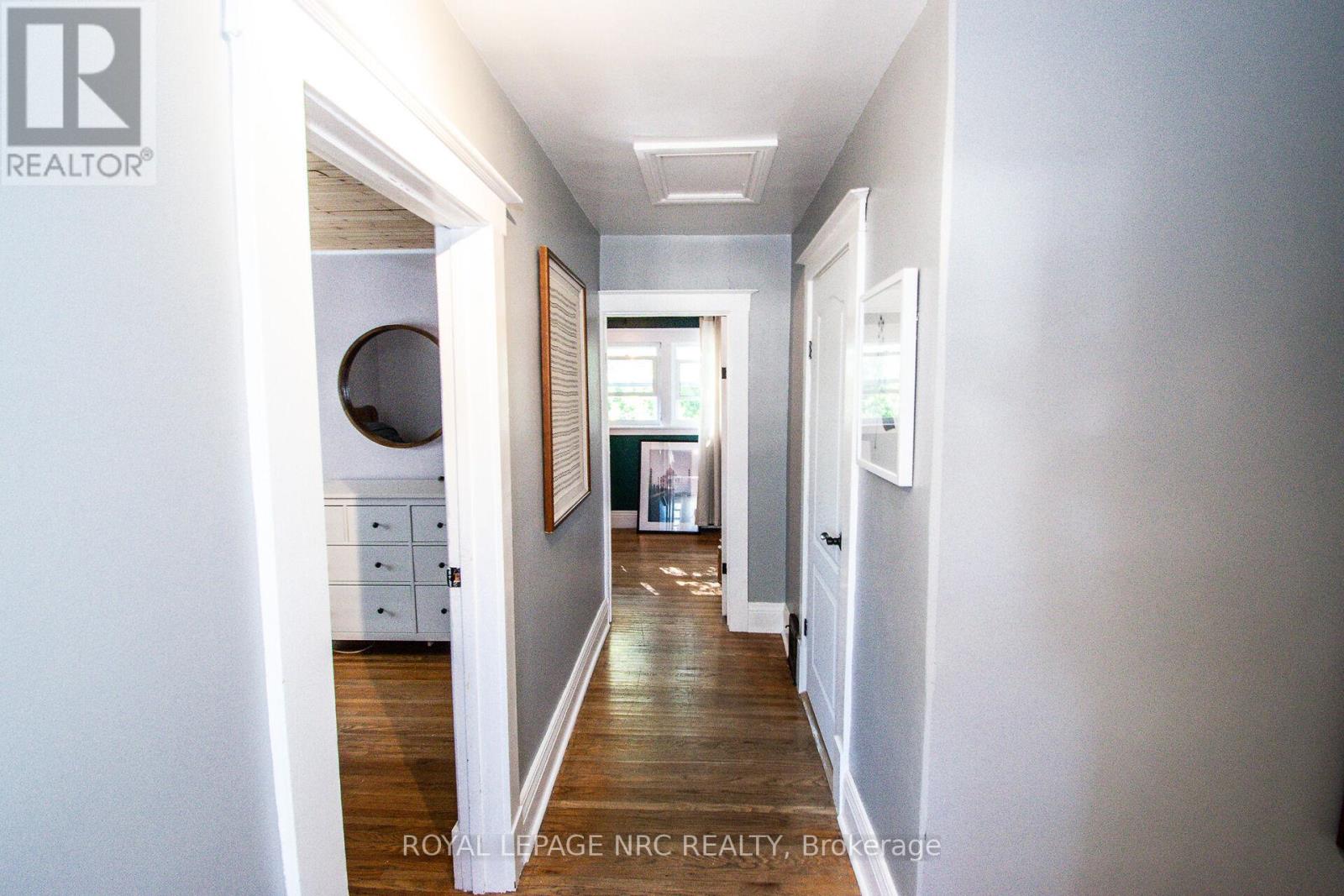 116 LOWELL AVENUE - 33