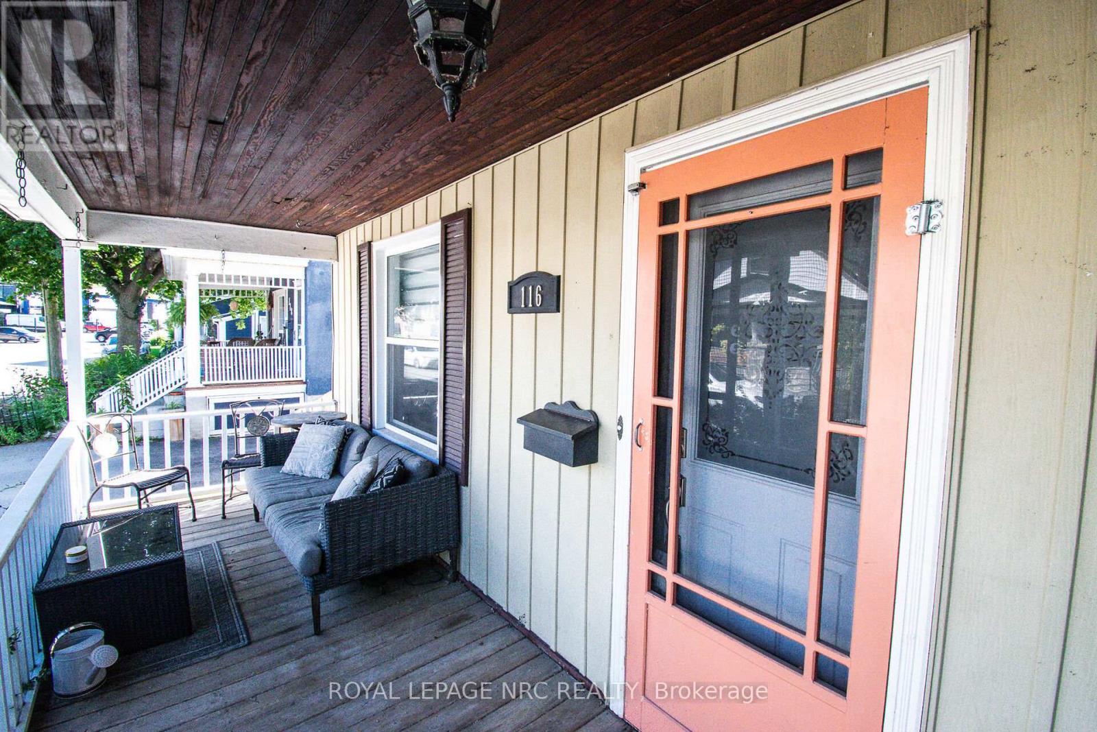116 LOWELL AVENUE - 4