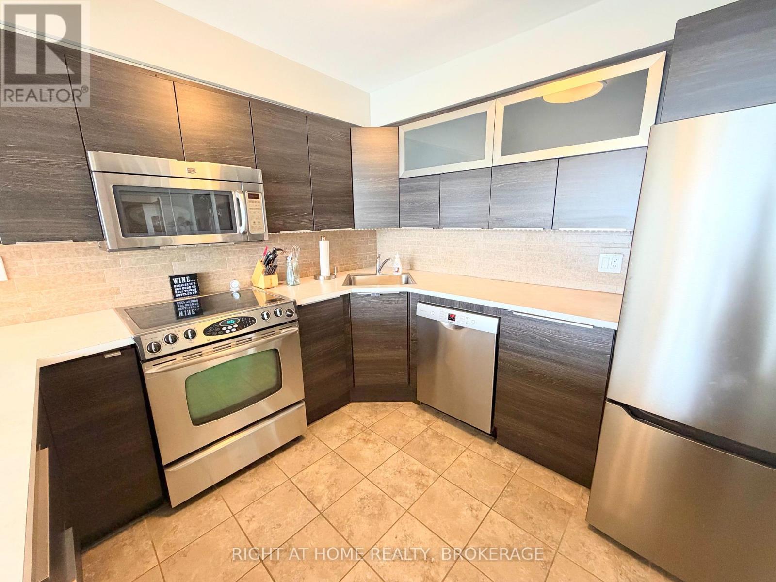 #801 162 MARTINDALE ROAD - 10