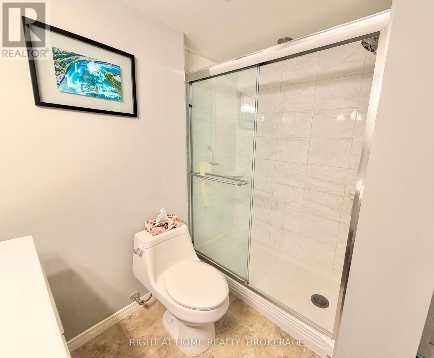 #801 162 MARTINDALE ROAD - 19