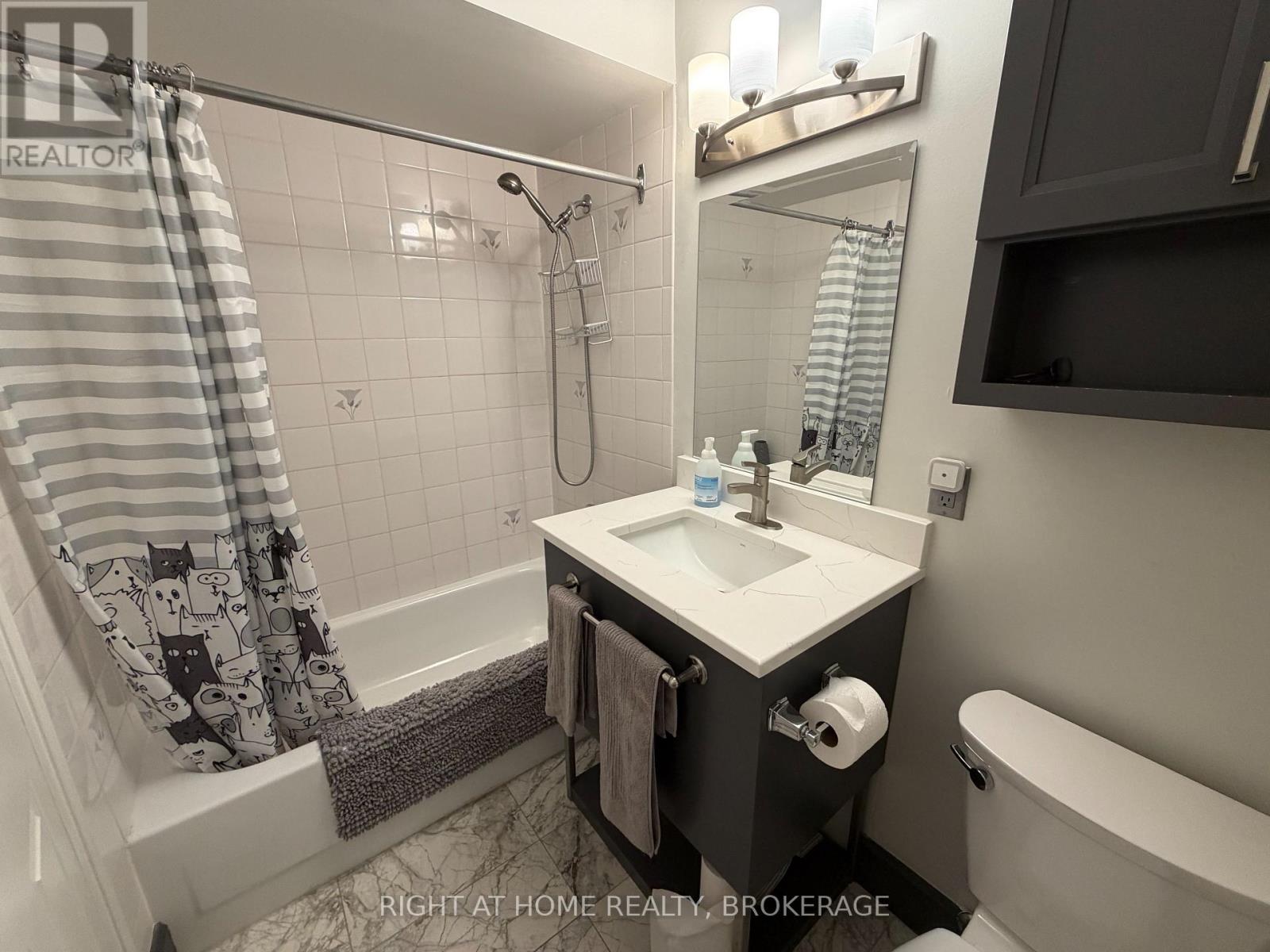 #801 162 MARTINDALE ROAD - 29