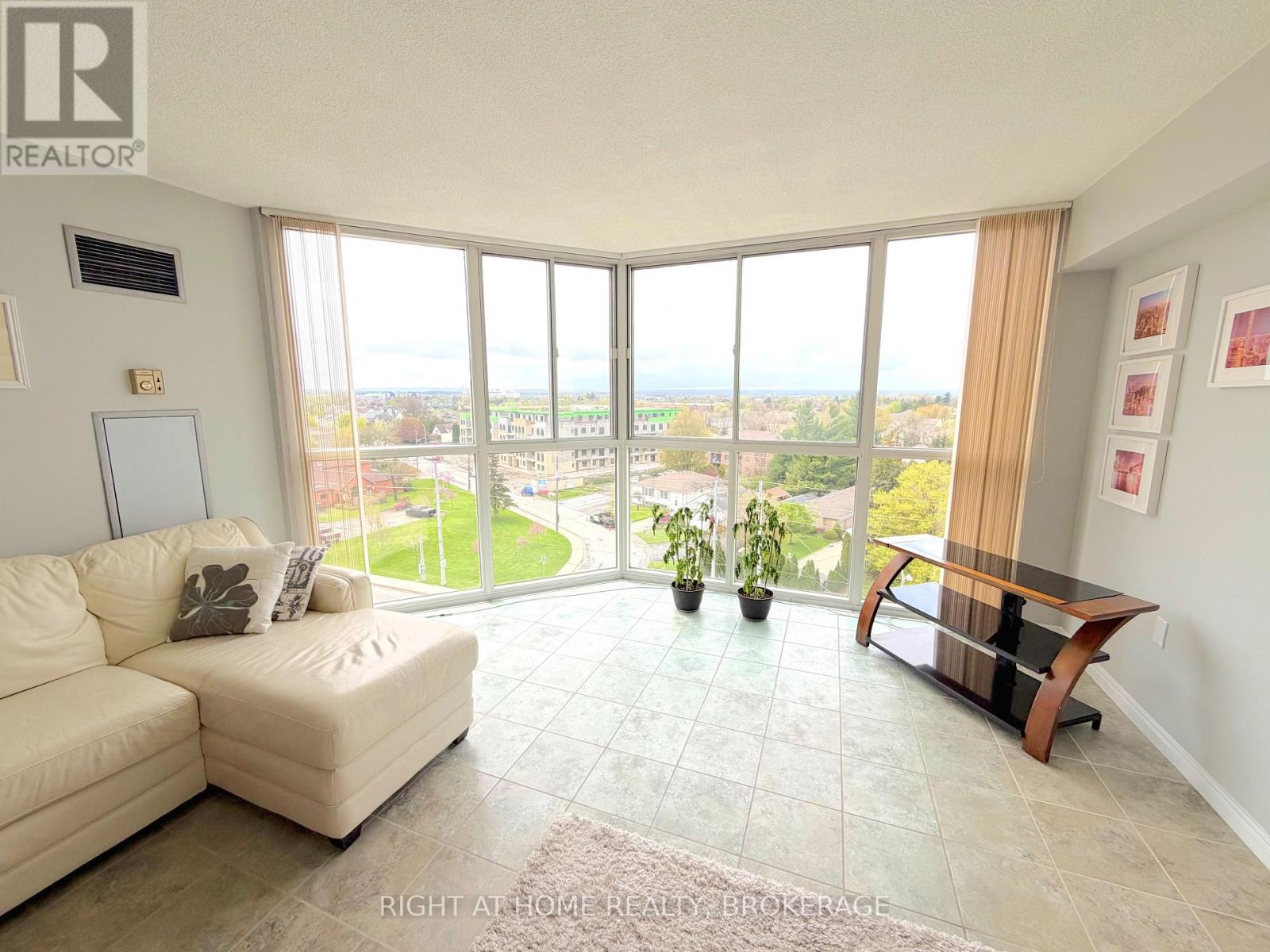 #801 162 MARTINDALE ROAD - 5