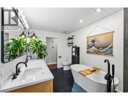 178 Range Road, Kaleden, BC V0H1K0 Photo 12