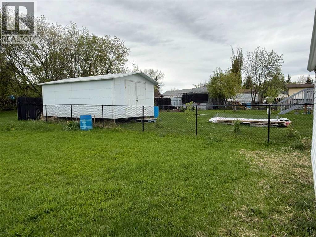 5410 51 Street - 10