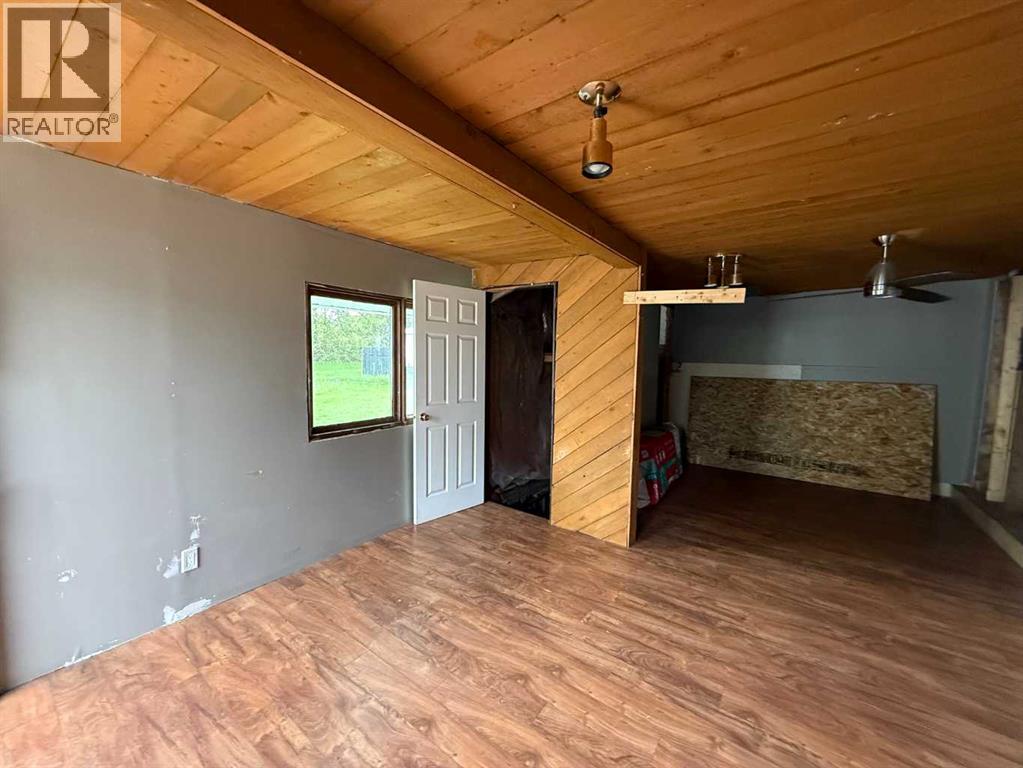5410 51 Street - 12
