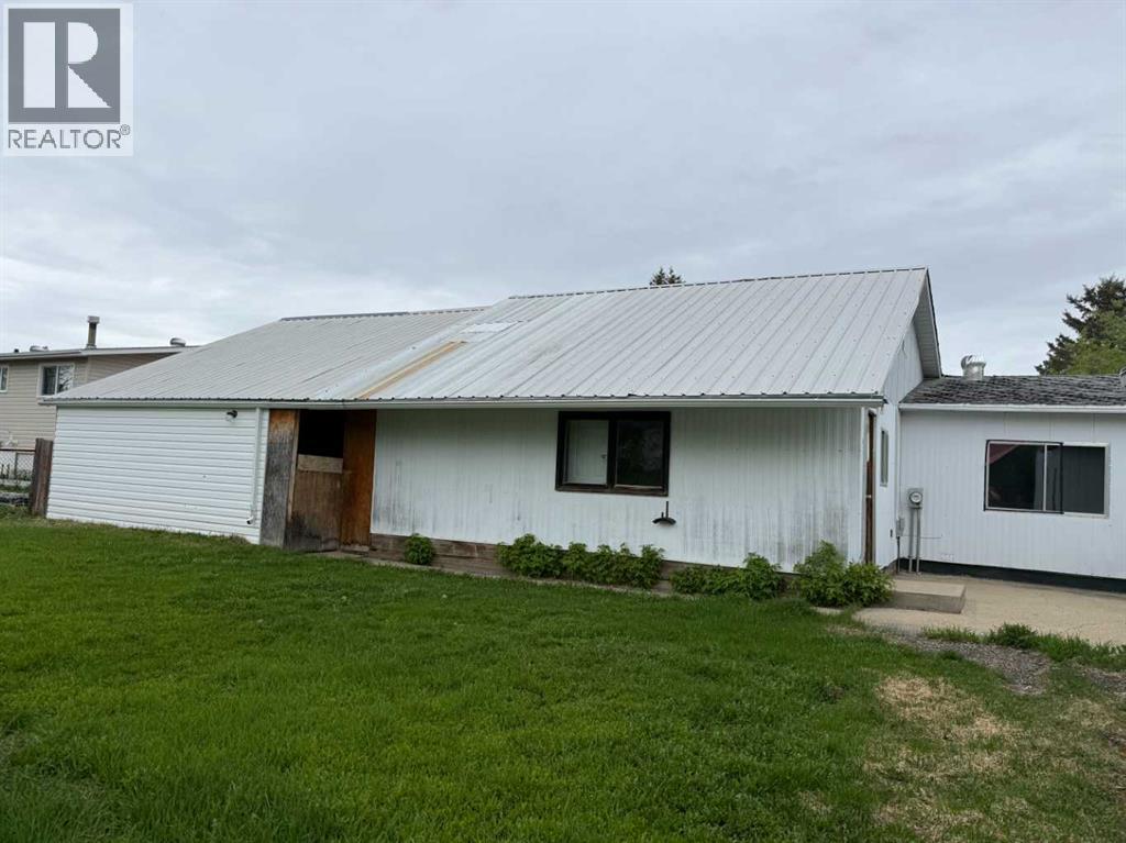 5410 51 Street - 13