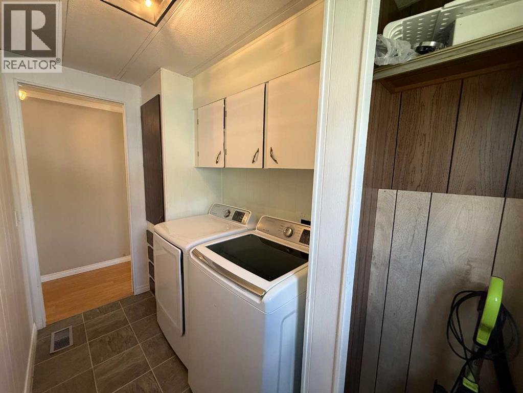 120 3 Avenue SW - 9