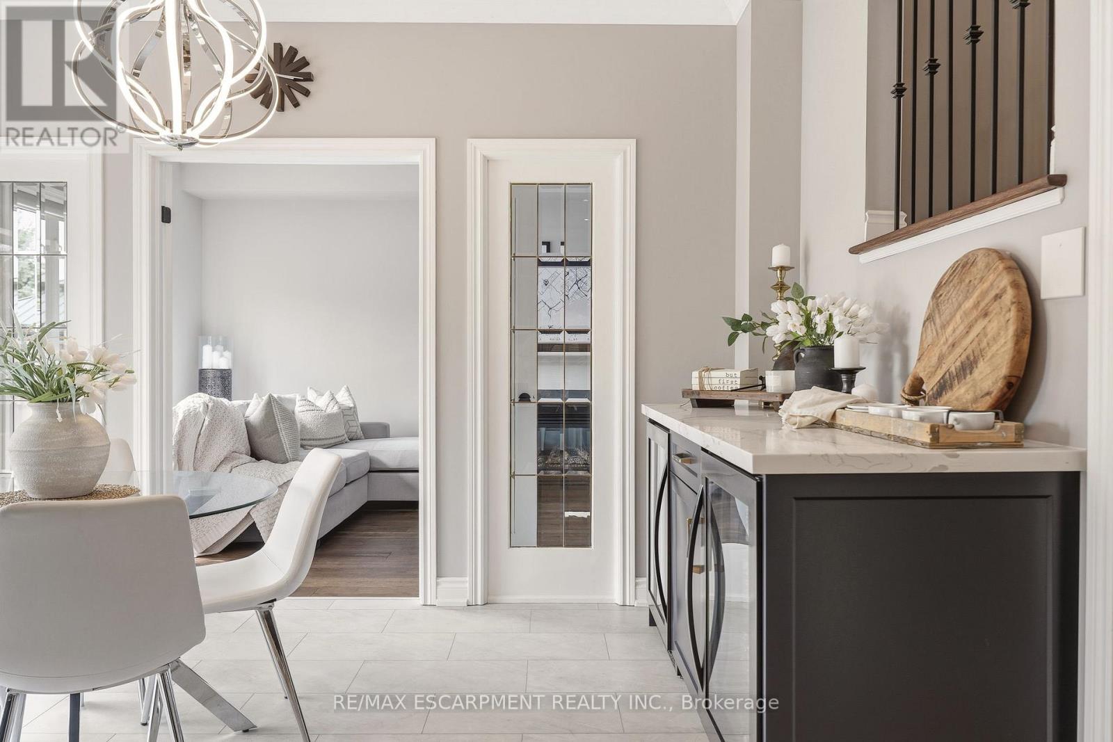 5 VOLTERRA COURT - 12