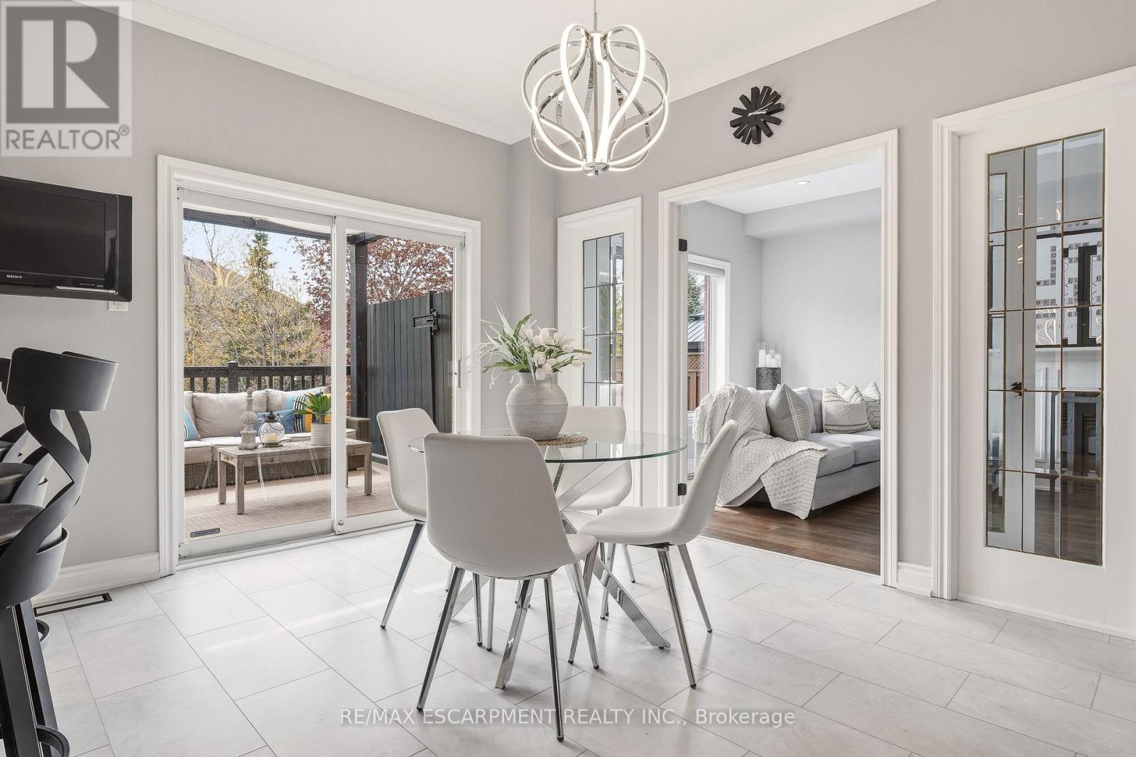 5 VOLTERRA COURT - 11