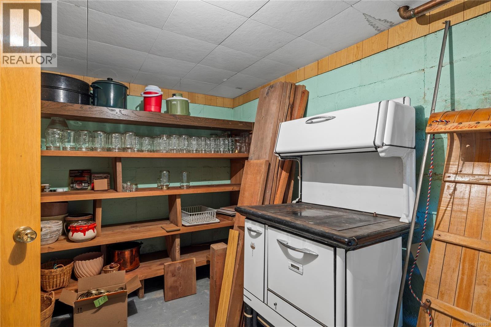 5002 Grouhel Rd - 22