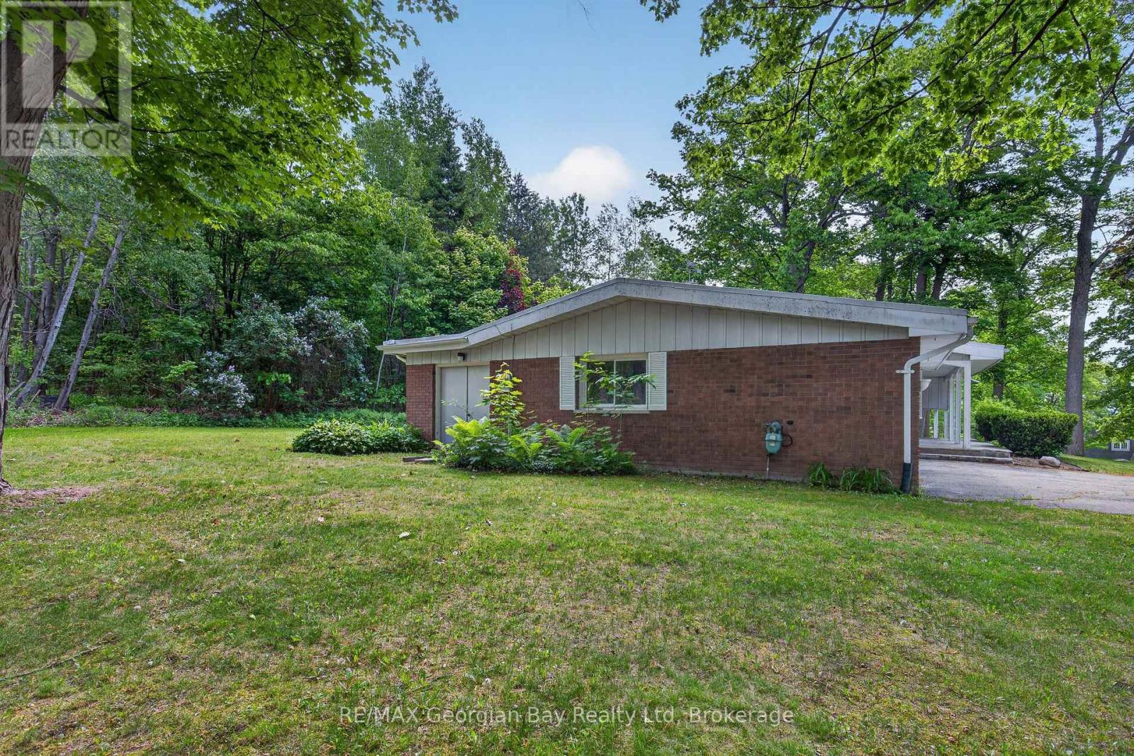 329 GLENBROOK DRIVE - 33