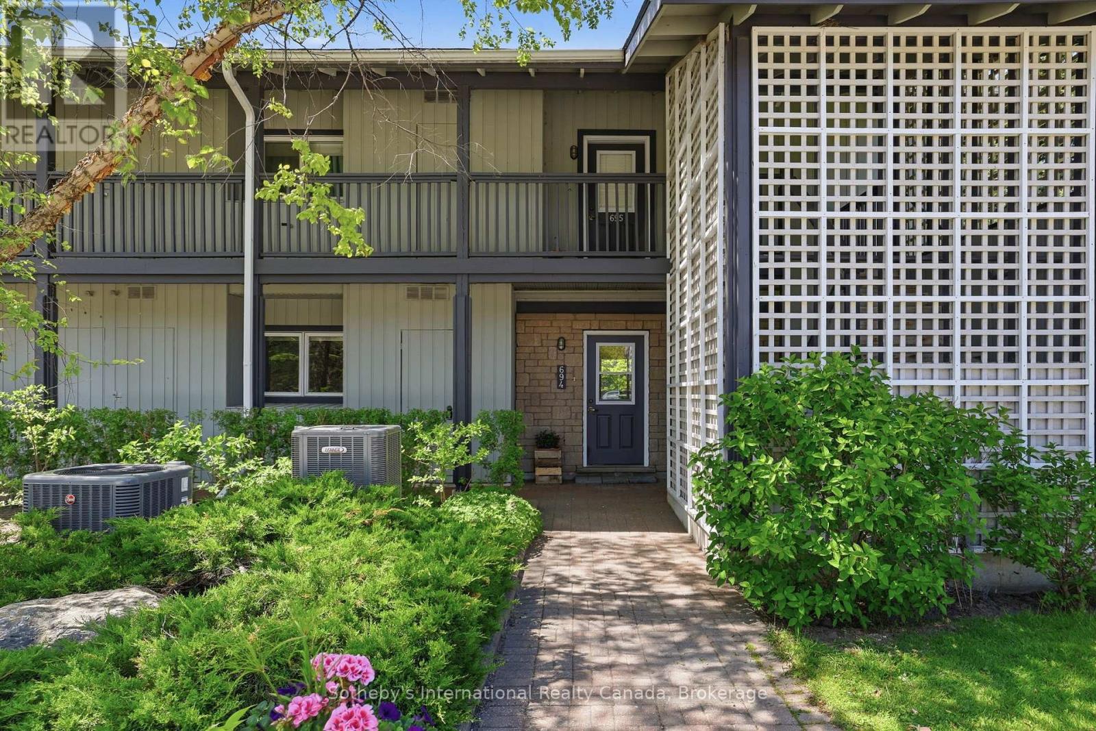 694 JOHNSTON PARK AVENUE - 1