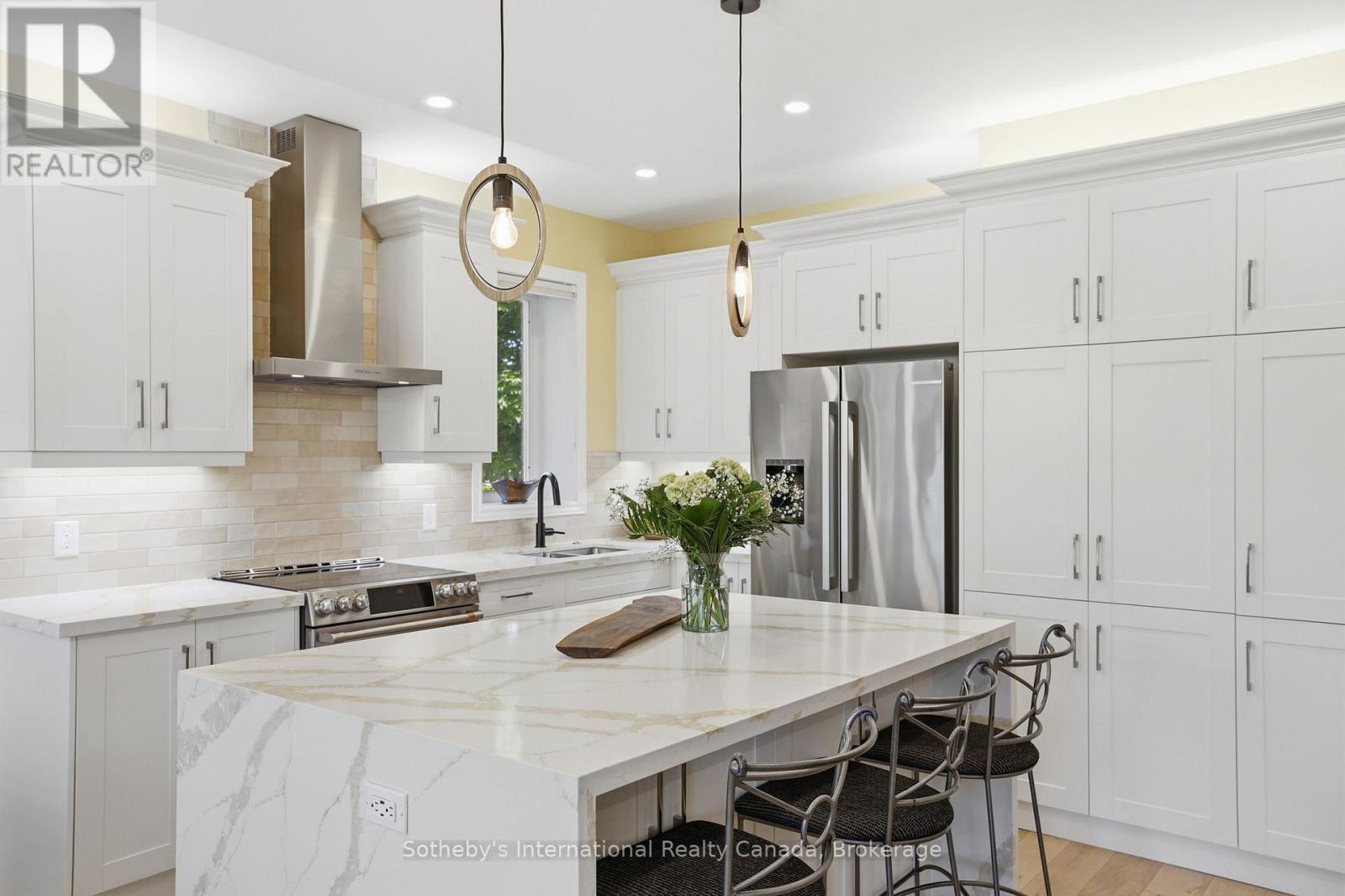 694 JOHNSTON PARK AVENUE - 16
