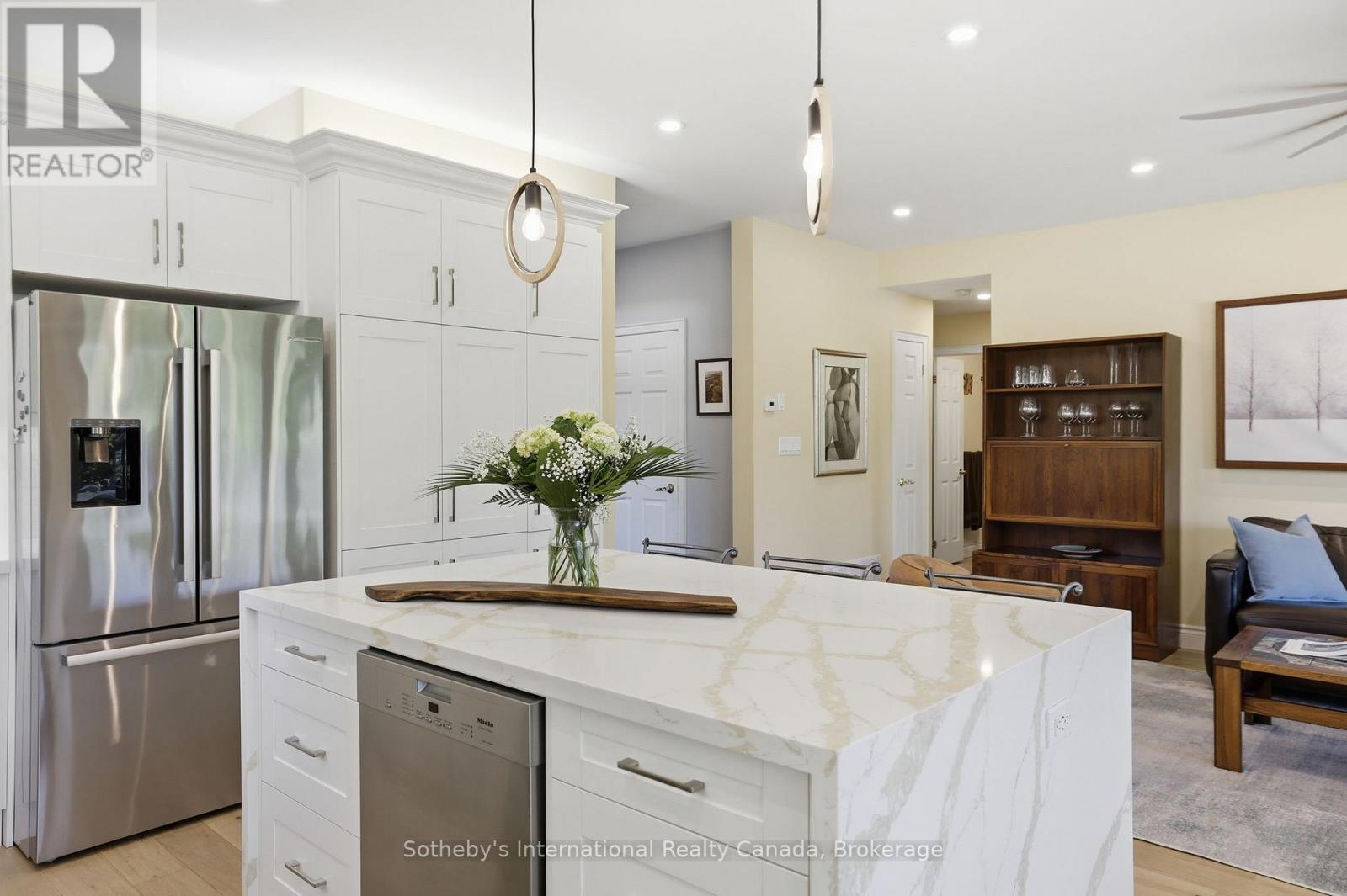 694 JOHNSTON PARK AVENUE - 18