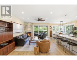 694 Johnston Park Avenue, Collingwood, ON L9Y5C7 Photo 9