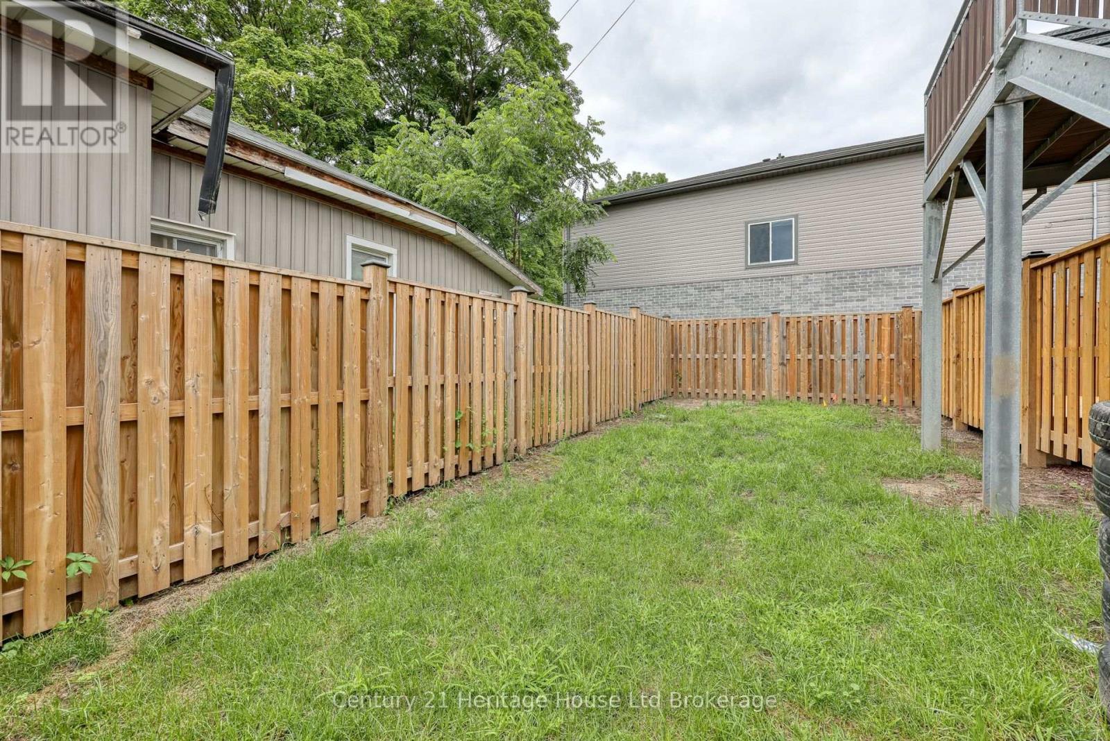 729 HOUNSFIELD STREET - 16