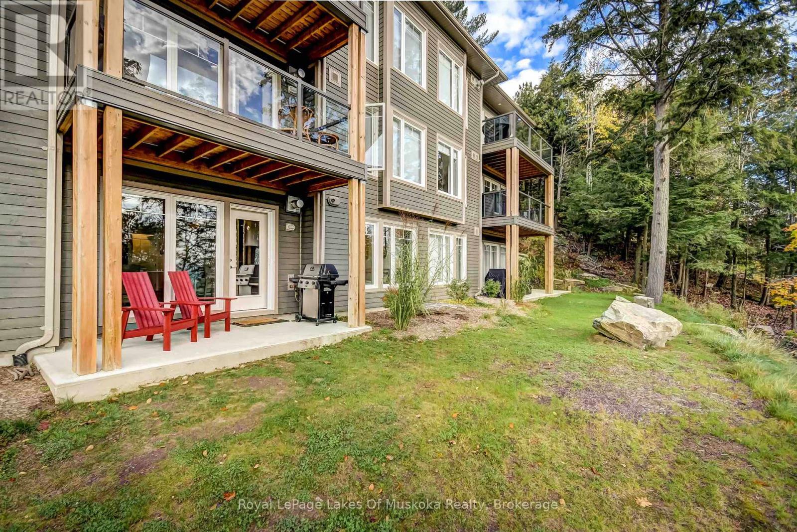 #102 3 TREE TOPS LANE - 20