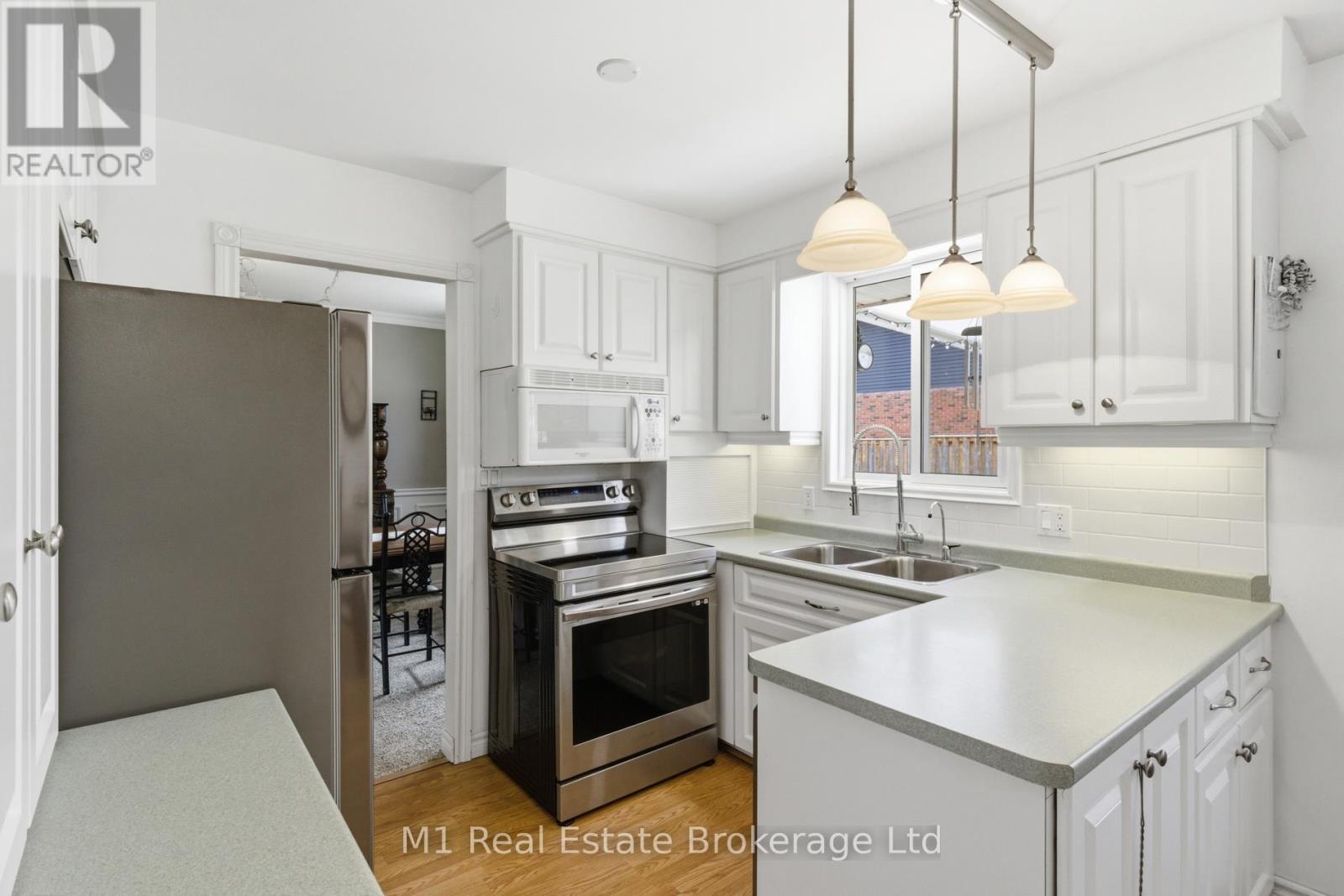 114 ANGELICA STREET - 16