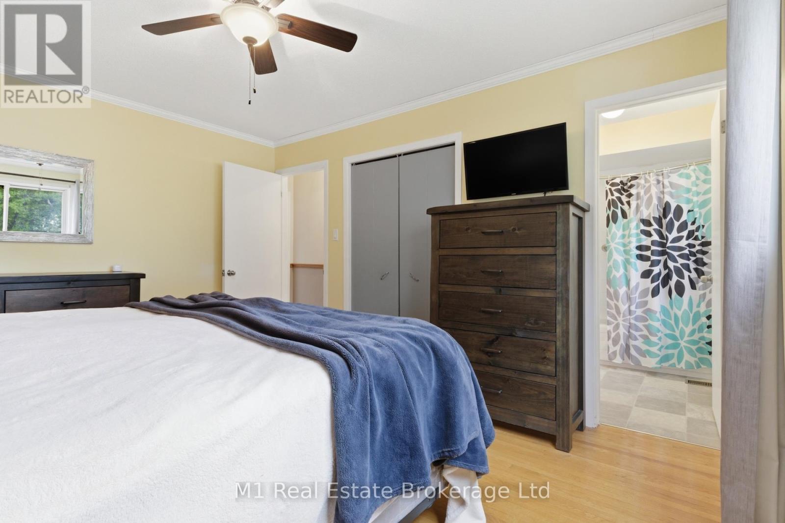 114 ANGELICA STREET - 20