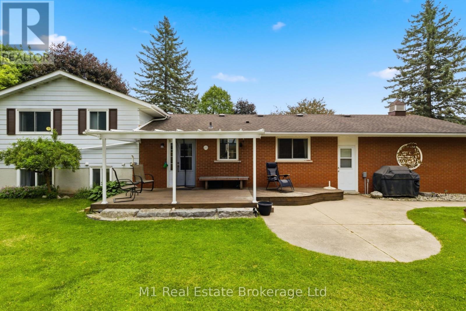 114 ANGELICA STREET - 35