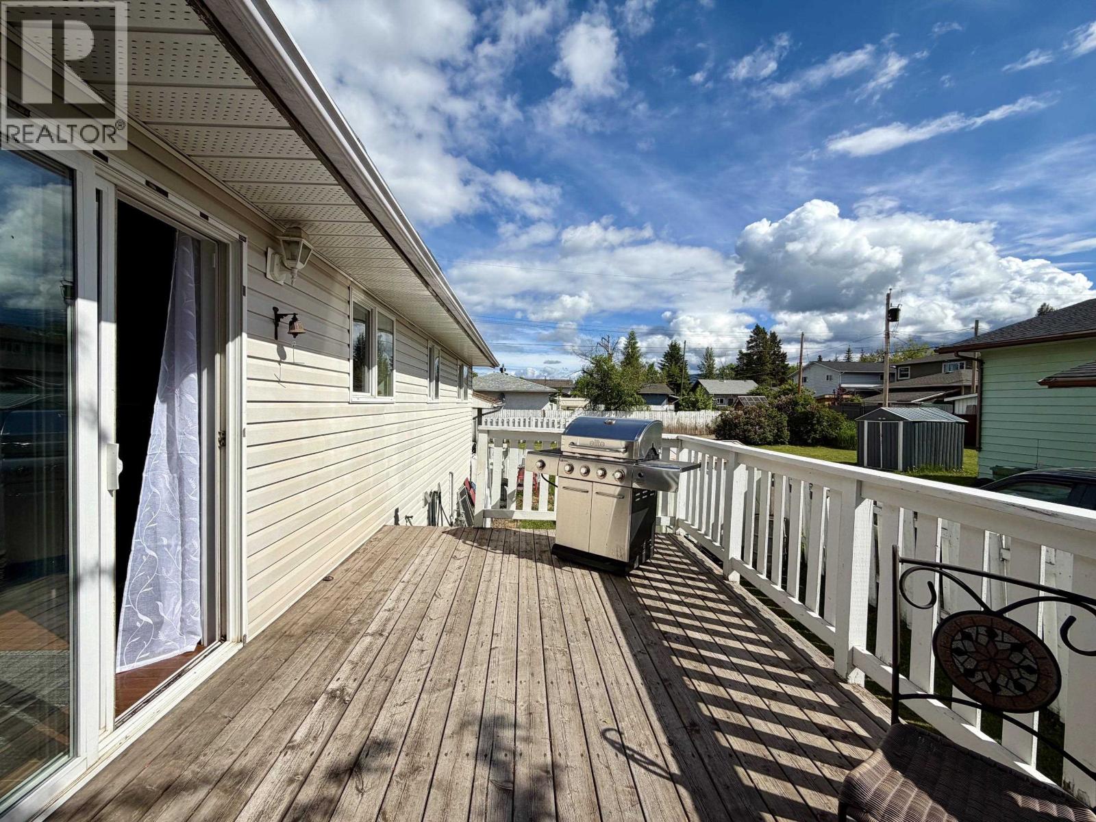 3822 13TH AVENUE - 15